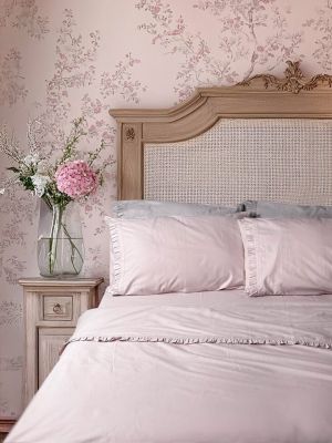 Blanc Mariclo completo lenzuola matrimoniali con volant cotone delavè no stiro serie Sogno colore rosa
