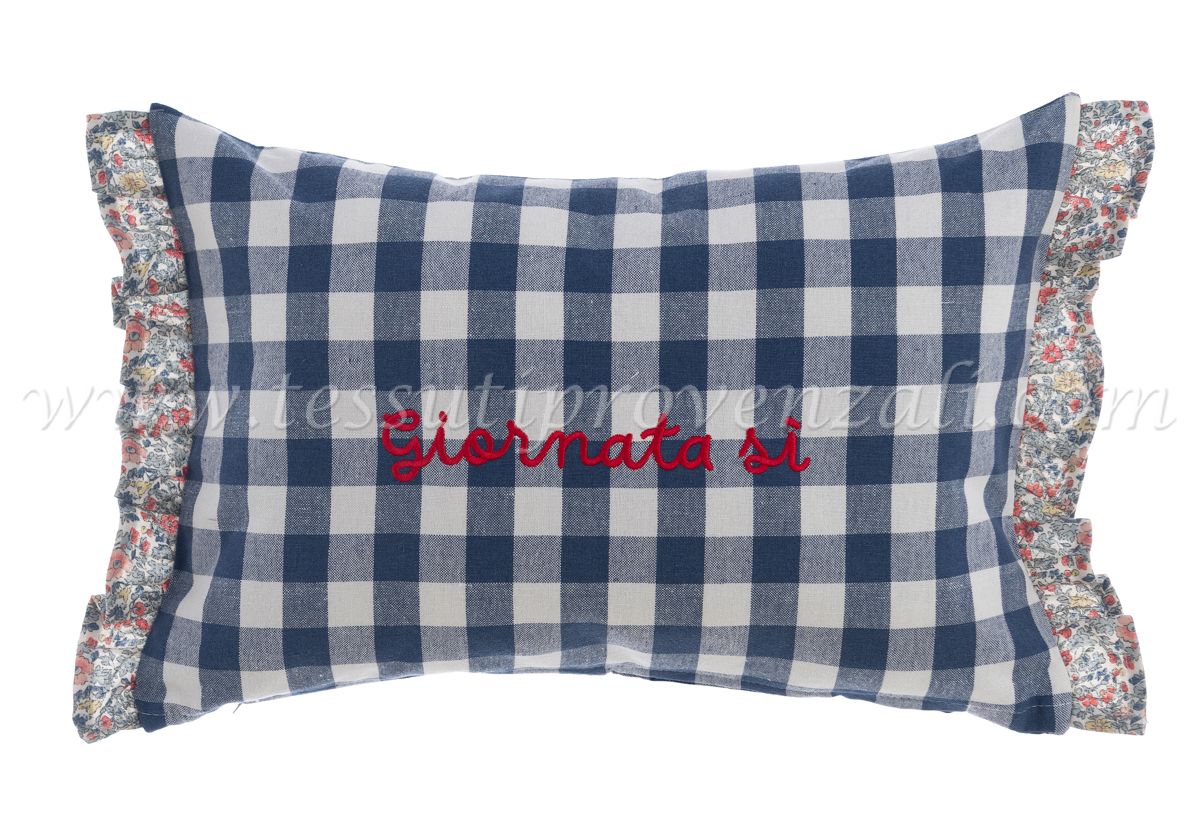 Blanc Mariclo cuscino con frase ricamata Giornata si/Giornata no cm.30x50