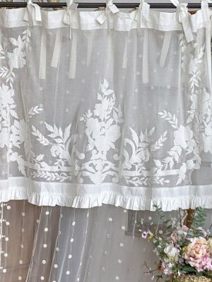 Blanc Mariclo mantovana in cotone con ricami serie White Diamond cm. 140x90 h.