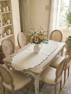 Blanc Mariclo runner/centrotavola boutis ovale serie Carmen cm.45x100 colore naturale