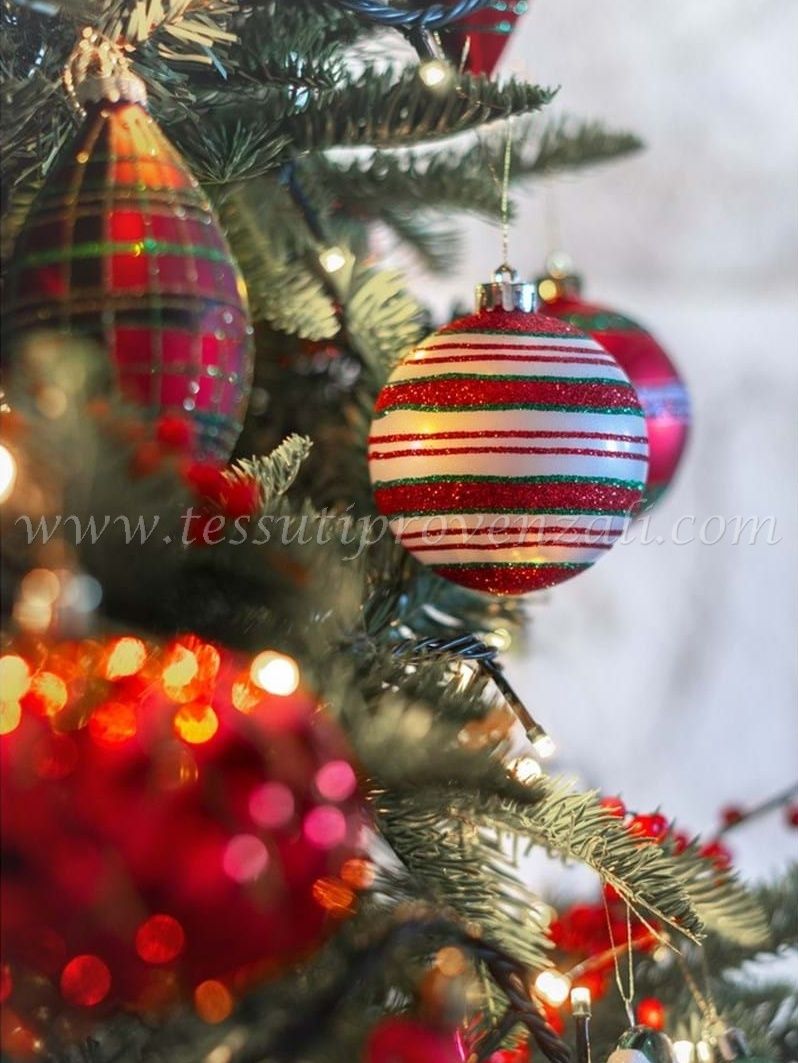 Set Di 20 Palline Per Albero Di Natale In Plastica, 4 Cm, Colori Rosso Lucido, Bianco Glitter E Verde Opaco