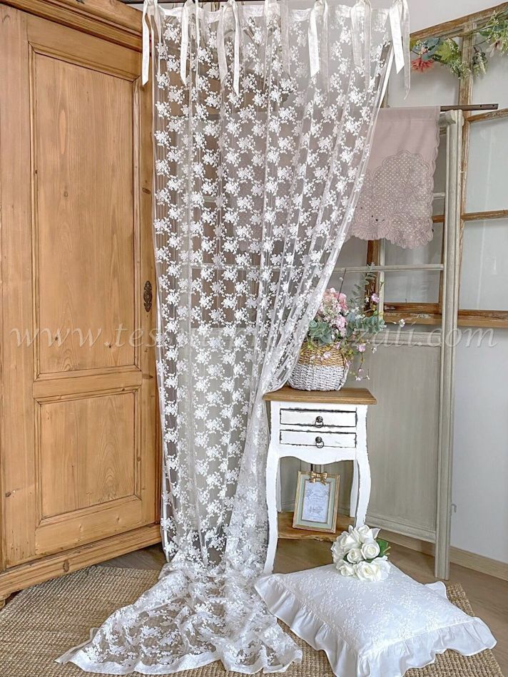 Blanc Mariclo tendone in tulle ricamato serie Dentelle Romantique