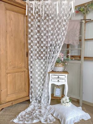Blanc Mariclo tendone in tulle ricamato serie Dentelle Romantique