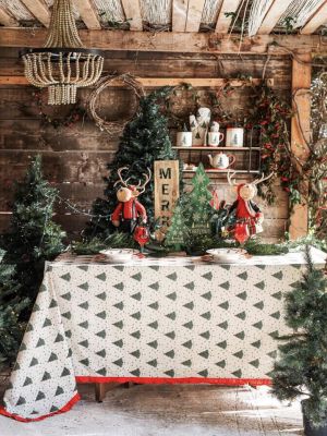 Blanc Mariclo tovaglia natalizia con volant serie Noel Italien cm.150x180