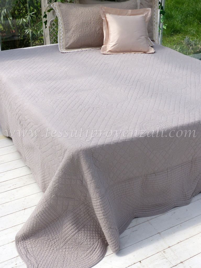 Boutis trapuntino in cotone provenzale serie Bastidon Autrefois colore lino cm. 230x250