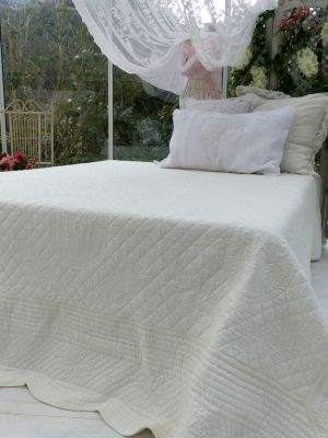 Boutis trapuntino in cotone provenzale serie Bastidon Autrefois colore avorio cm. 230x250