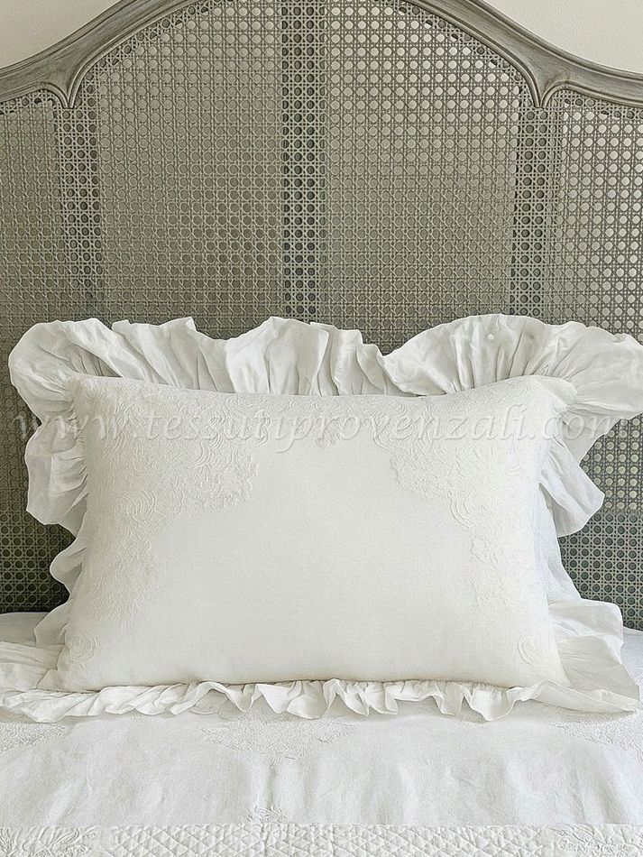 Coppia copriguanciali in cotone ricamati serie Hypnos colore naturale