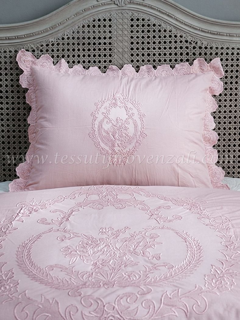 Coppia copriguanciali in cotone ricamati serie Pasitea colore rosa
