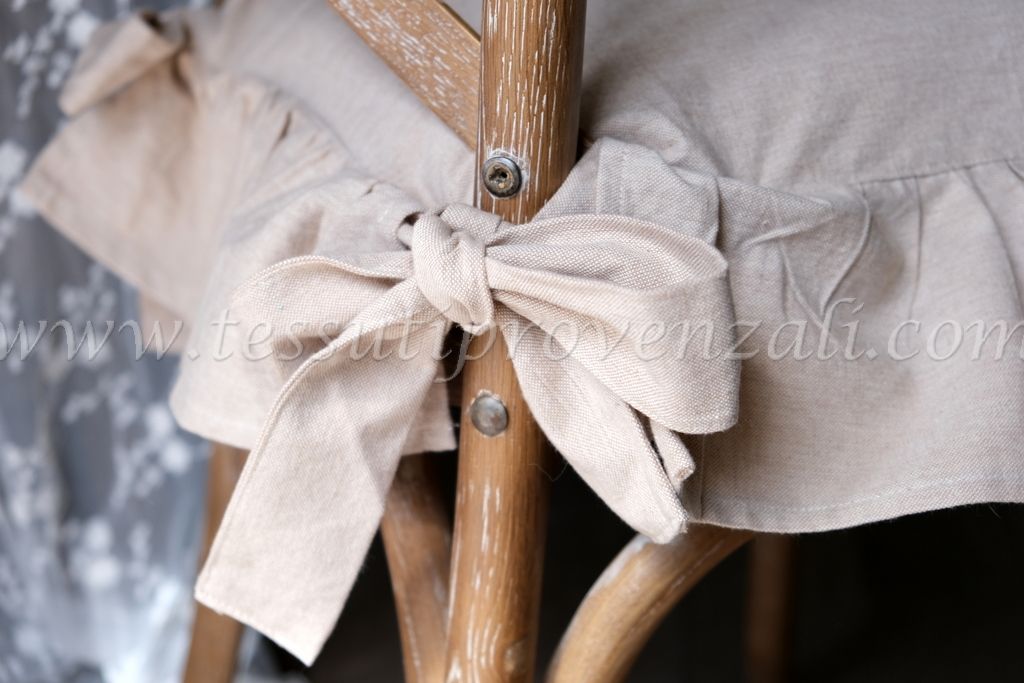 Copricuscino per sedia Blanc Mariclo' serie Infinity con volant