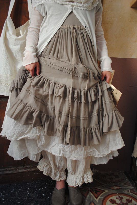 abito-fiori-provenzali-shabby-chic-vintage-les-ours-d'uzes- gonna-shabby-chic-vintage-romantica-les-ours-d'uzes