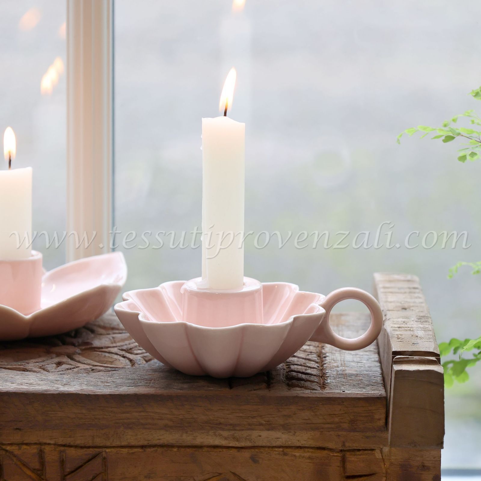 Portacandela bugia in stoneware Chic Antique colore rosa