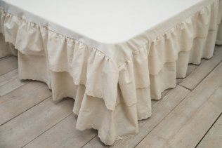 Vestiletto shabby chic, di cosa si tratta e come utilizzarlo nella tua camera da letto Vestiletto shabby chic, di cosa si tratta e come utilizzarlo nella tua camera da letto