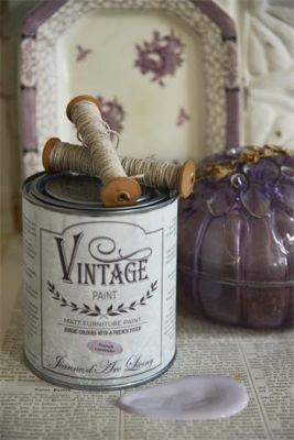 Vintage chalk paint 