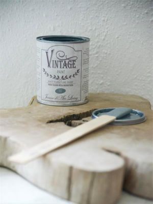 Vintage chalk paint 