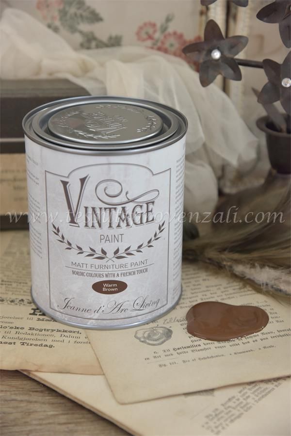 Vintage chalk paint 