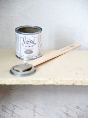 Vintage chalk paint 